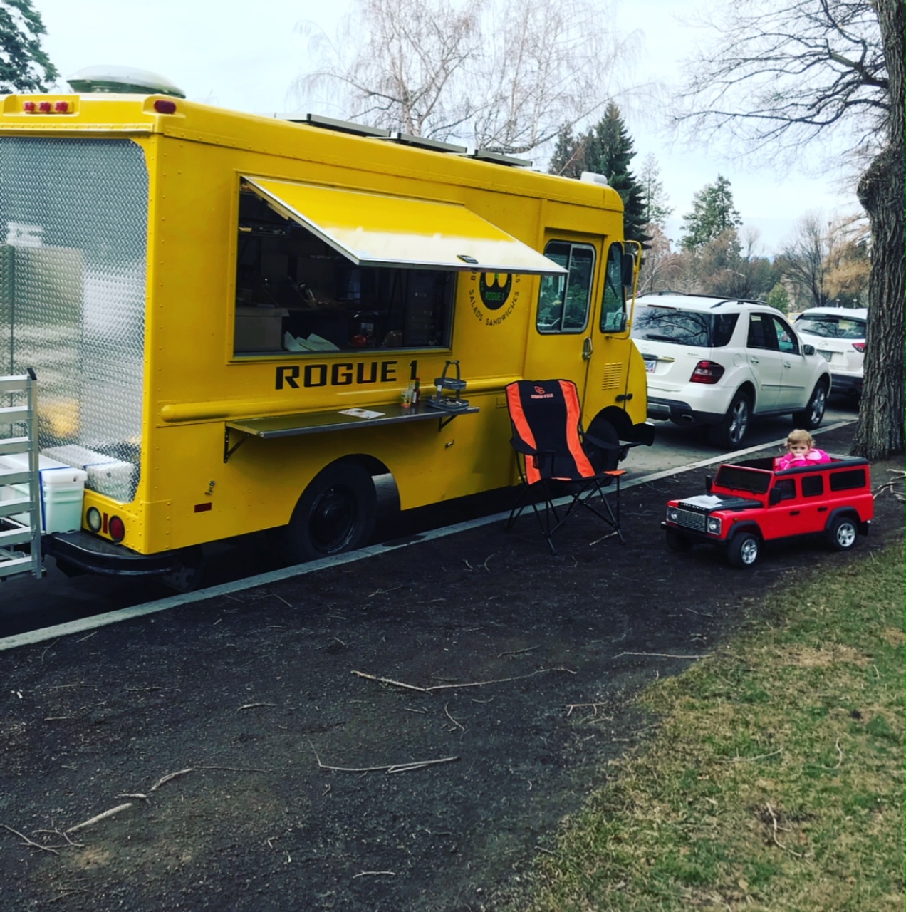 Solar Panel Powered Yellow Food Truck For Sale