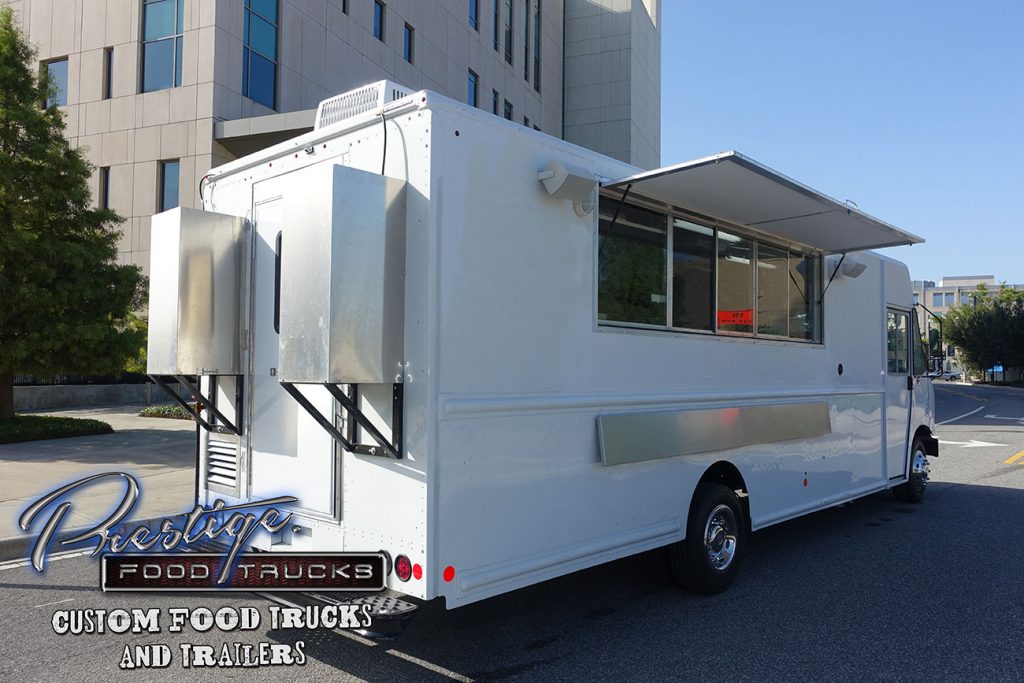 NewFoodTrucksForSaleCustomBuilderManufacturerPrestigeFood