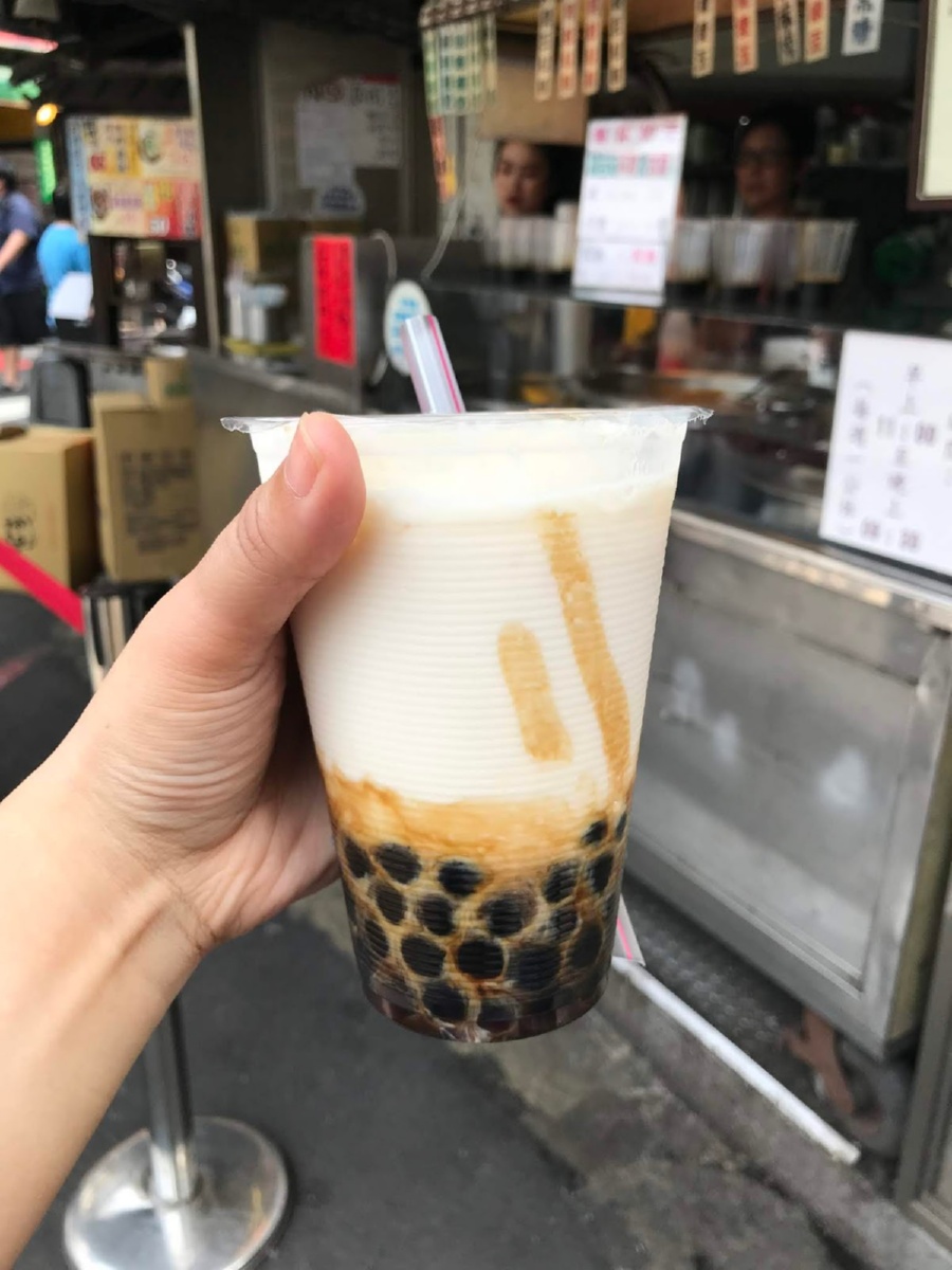 Taiwanese Bubble Tea is still popular on the streets of Taipei