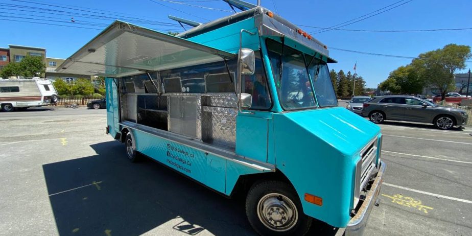 1992 Chevy P30 Step Van with Full-Service Mobile Kitchen in Petaluma, CA