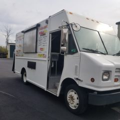 Fully-Loaded 2008 Chevy Workhorse Food Truck in Dublin, OH
