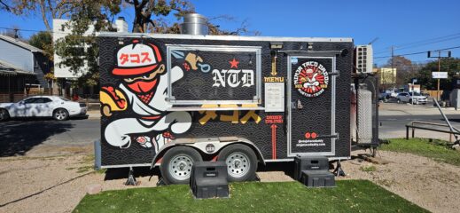 Excellent Condition 8.5′ x 14′ Loaded Food Trailer for Sale in Austin, TX