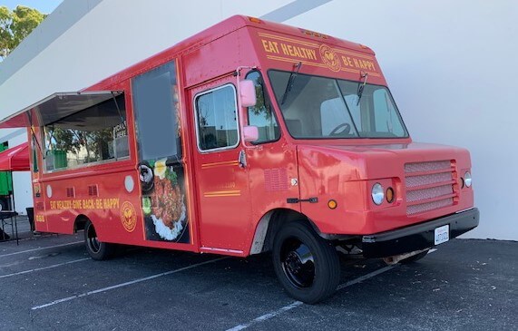 Modern 2002 Food Truck 26ft with Air Conditioning and Cummins Engine in Los Angeles, CA