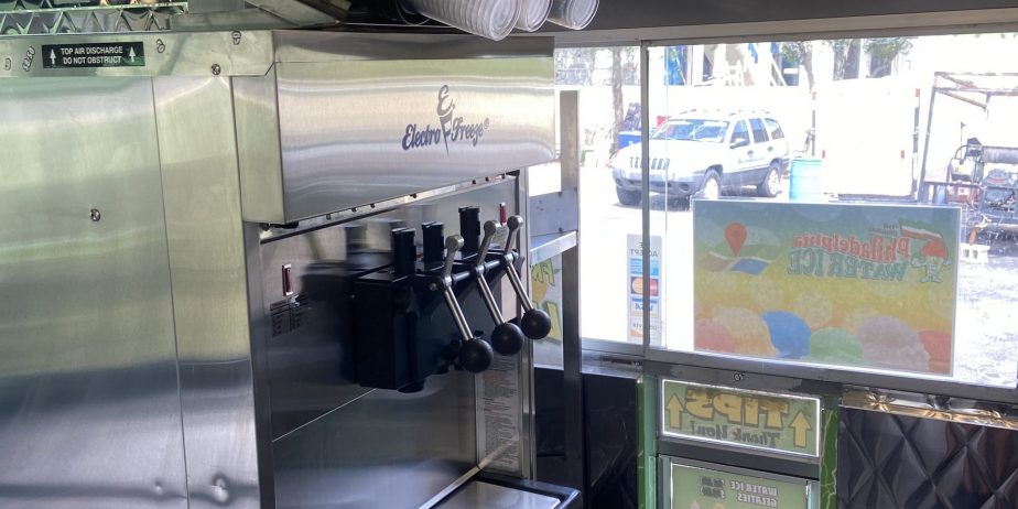 Soft Serve Ice Cream Truck for Sale in Oakland Park, FL