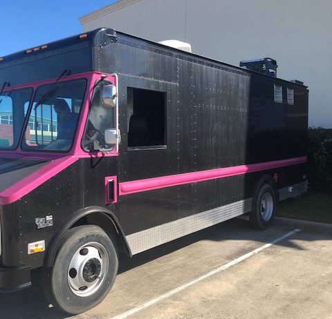 20′ 1991 P30 Chevy Step Van Food Truck for Sale in Plano, TX