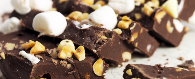 Sugar and marshmallow fudge. sugar marshmallow fudge